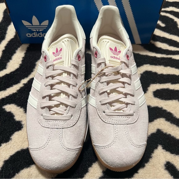 NWT Adidas Gazelle Valentine’s Putty Mauve Ivory Pink Sneakers Sz Women’s 7.5 - Picture 10 of 15